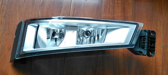 VOLVO 82140763 BARU LH FH DAN FM KABUS LAMPU MENTOL DOUBLE
