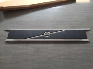 Panas jualan VOLVO BARU FH PENYAMBUT PANEL MENCETAK OEM 84027588